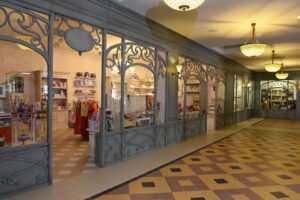 CAA Agencement - Puy du Fou - agencement parc de loisirs